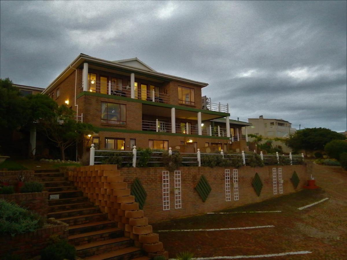 Amzee Bokmakierie Guest House Dana Bay Eksteriør bilde