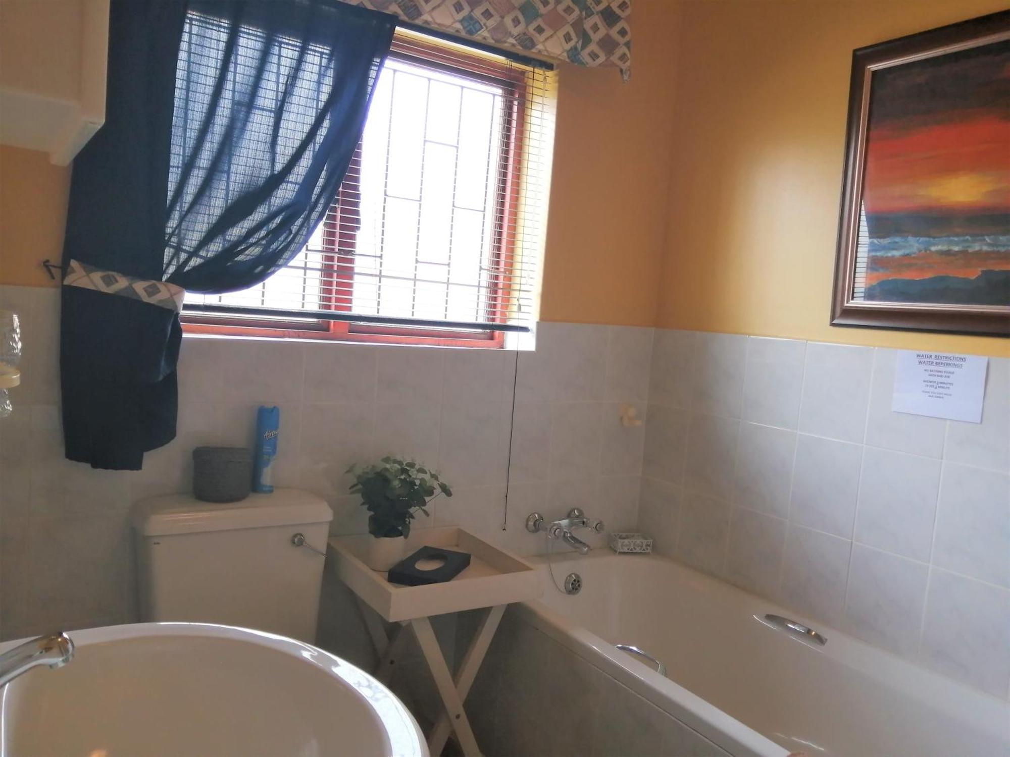 Amzee Bokmakierie Guest House Dana Bay Rom bilde