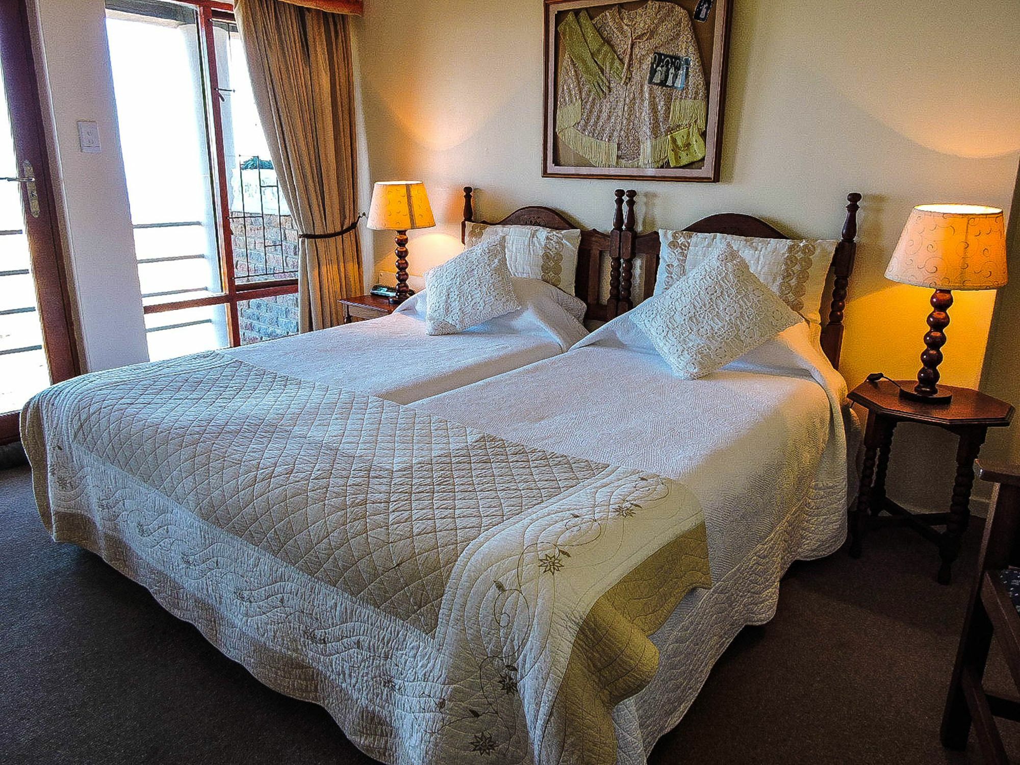 Amzee Bokmakierie Guest House Dana Bay Eksteriør bilde
