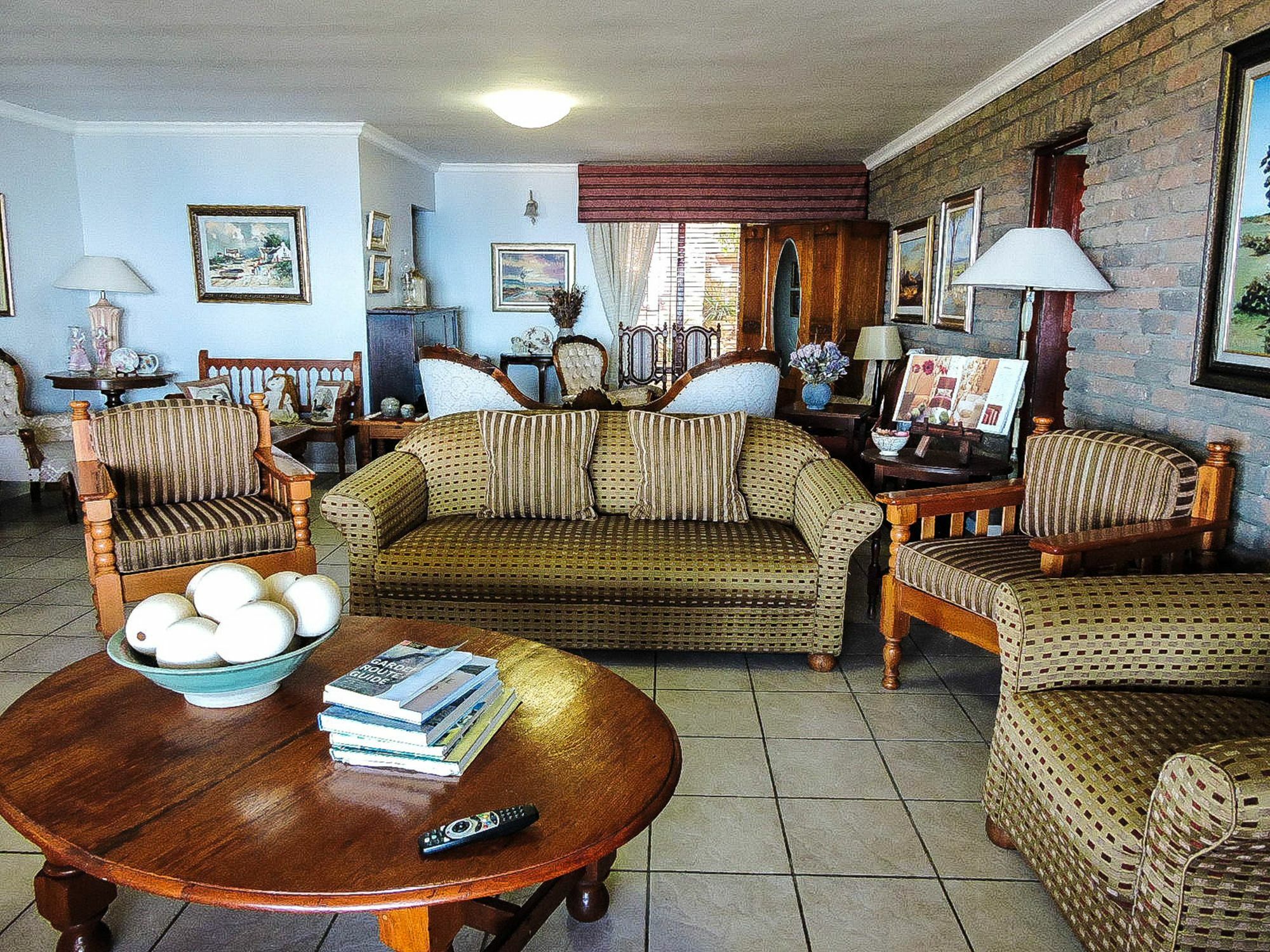 Amzee Bokmakierie Guest House Dana Bay Eksteriør bilde