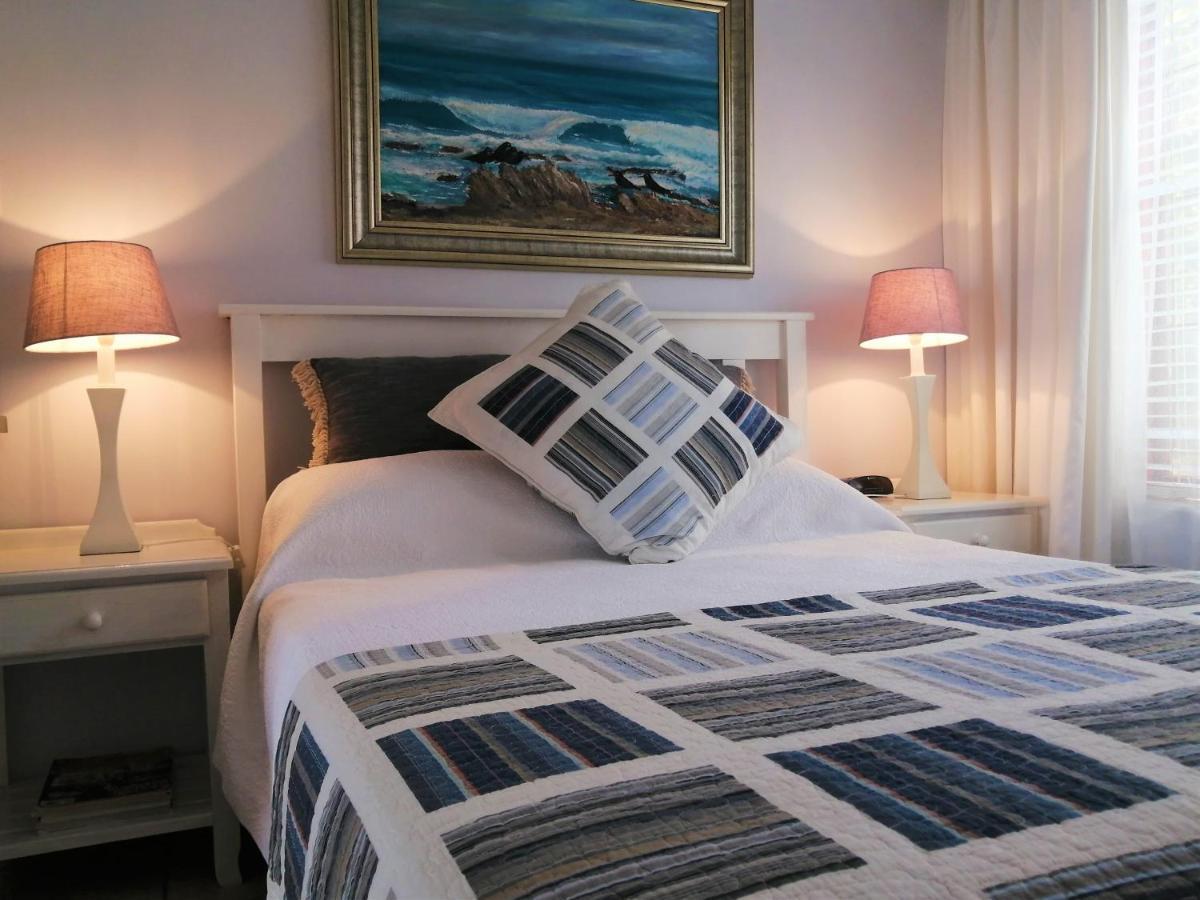 Amzee Bokmakierie Guest House Dana Bay Rom bilde